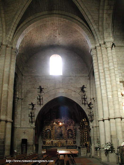 LADO SUR DE LA NAVE TRANSEPTO